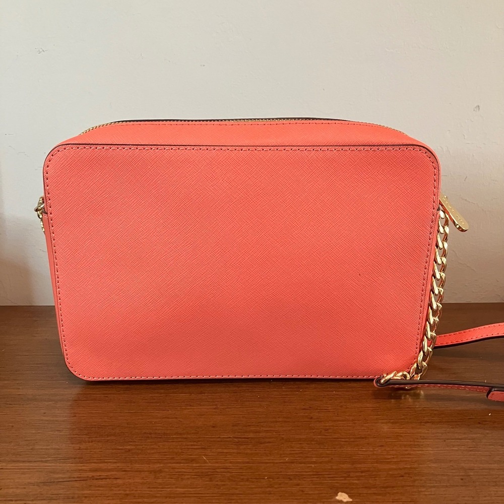 Michael Kors Jet Set East West Crossbody Bag Coral Pink Red Patchwork Saffiano - Picture 2 of 11